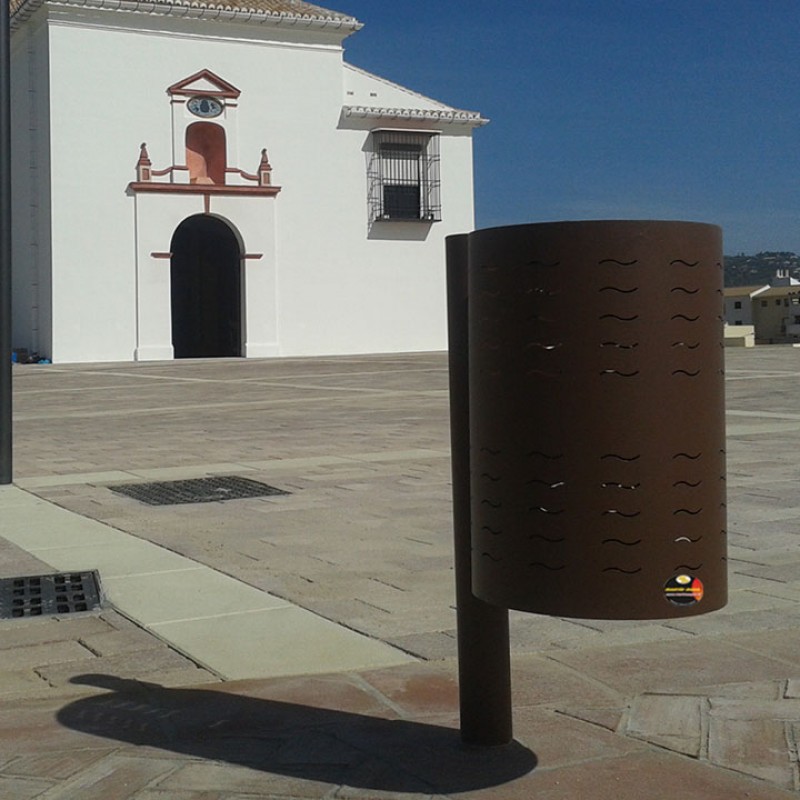 Paperera urbana imitació corten Vélez Màlaga